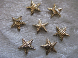 50 Hotfix Sterne geriffelt 8mm Gold