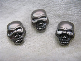10 Bügelnieten Totenkopf Stahl / Grau