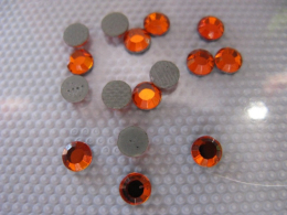 1440 Strasssteine SS 6 Orange
