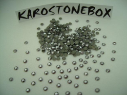 360 Studs 4 mm Black Diamond