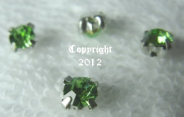 Strasssteine aufnähen Silber Fassung ca. 4,5mm Peridot