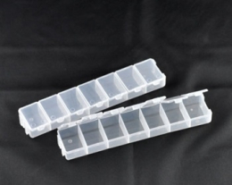 Hotfix Strass Sortierbox mit 2 Stück je 7 Fächern zur sicheren Aufbewahrung von Hotfix Strasssteinen, Metallstuds, Perlen, Tabletten
