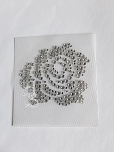Hotfix Strass Bügelbild Kleine Rose – Strassmotiv 130326