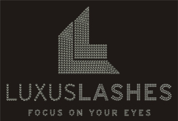 Strasslogo „Luxux Lashes“ – exklusives Beauty-Design zum Aufbügeln