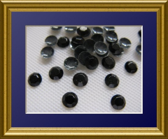 1440 Studs 2 mm Schwarz